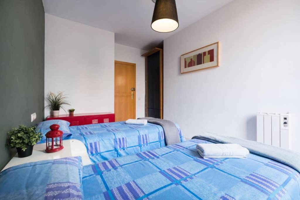 5 Pax Santa Monica Ramblas * Barcelona